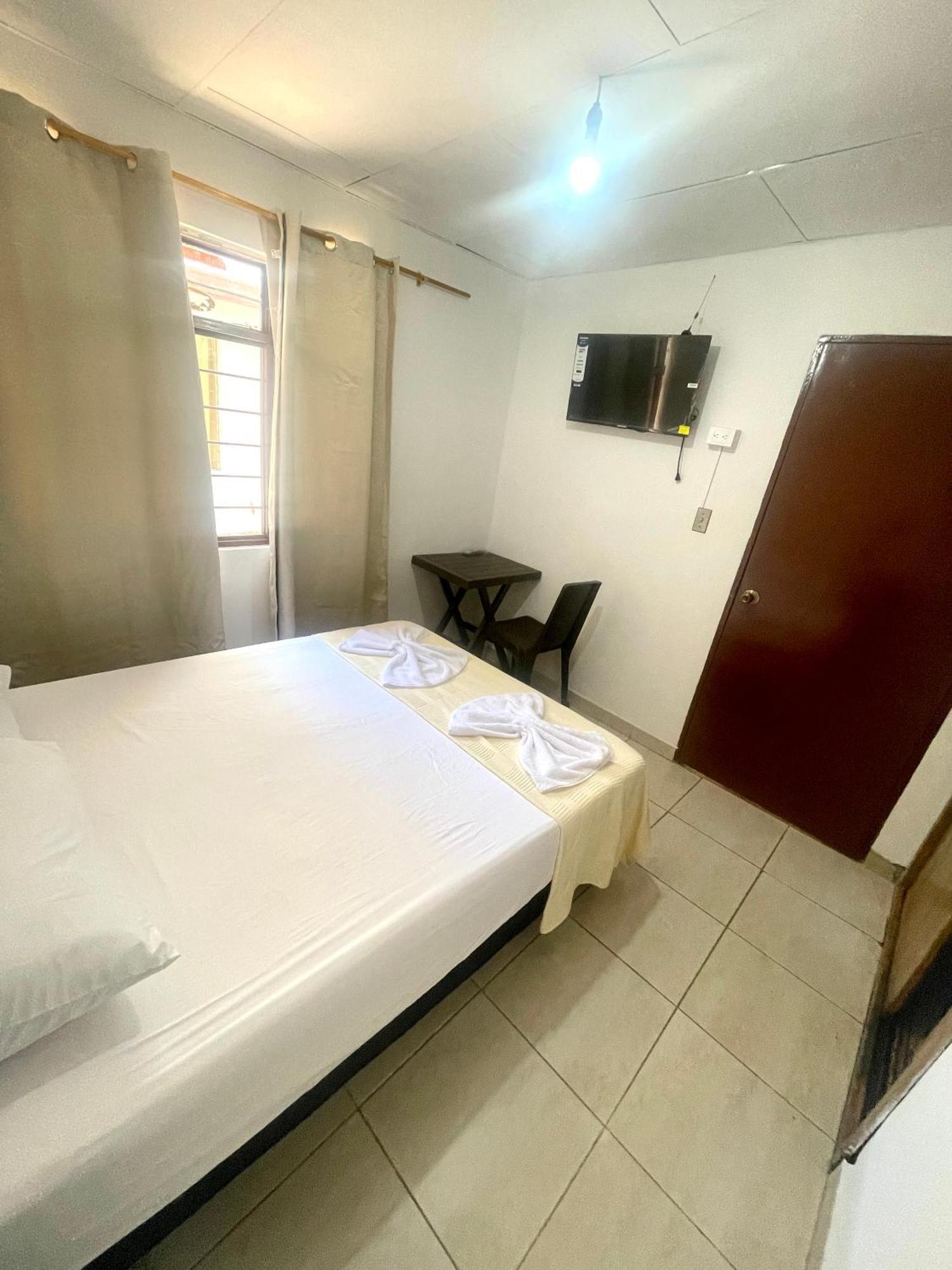 Casa Santiago Mayor Cali Extérieur photo