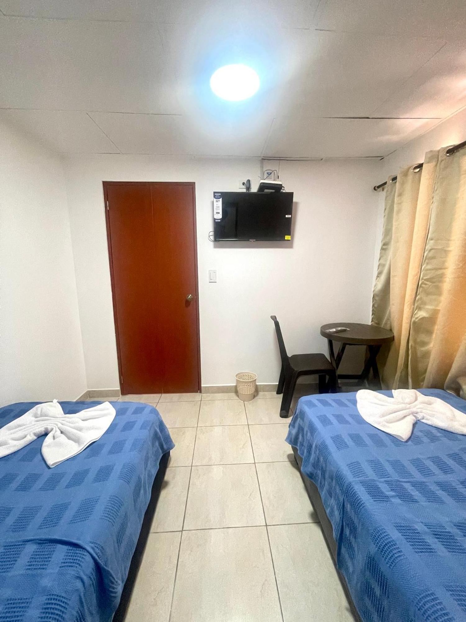Casa Santiago Mayor Cali Extérieur photo